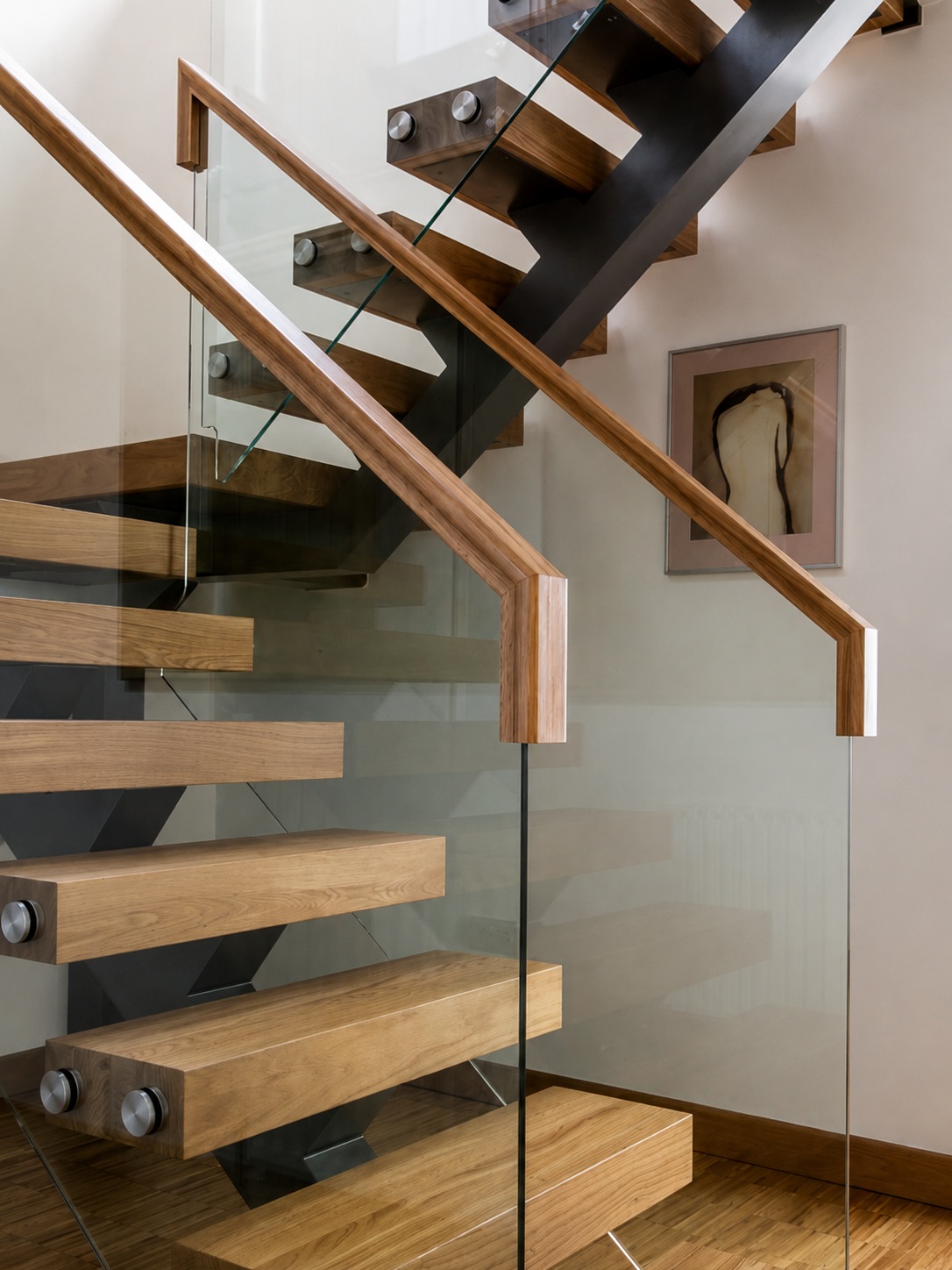One stop service for home design and decoration